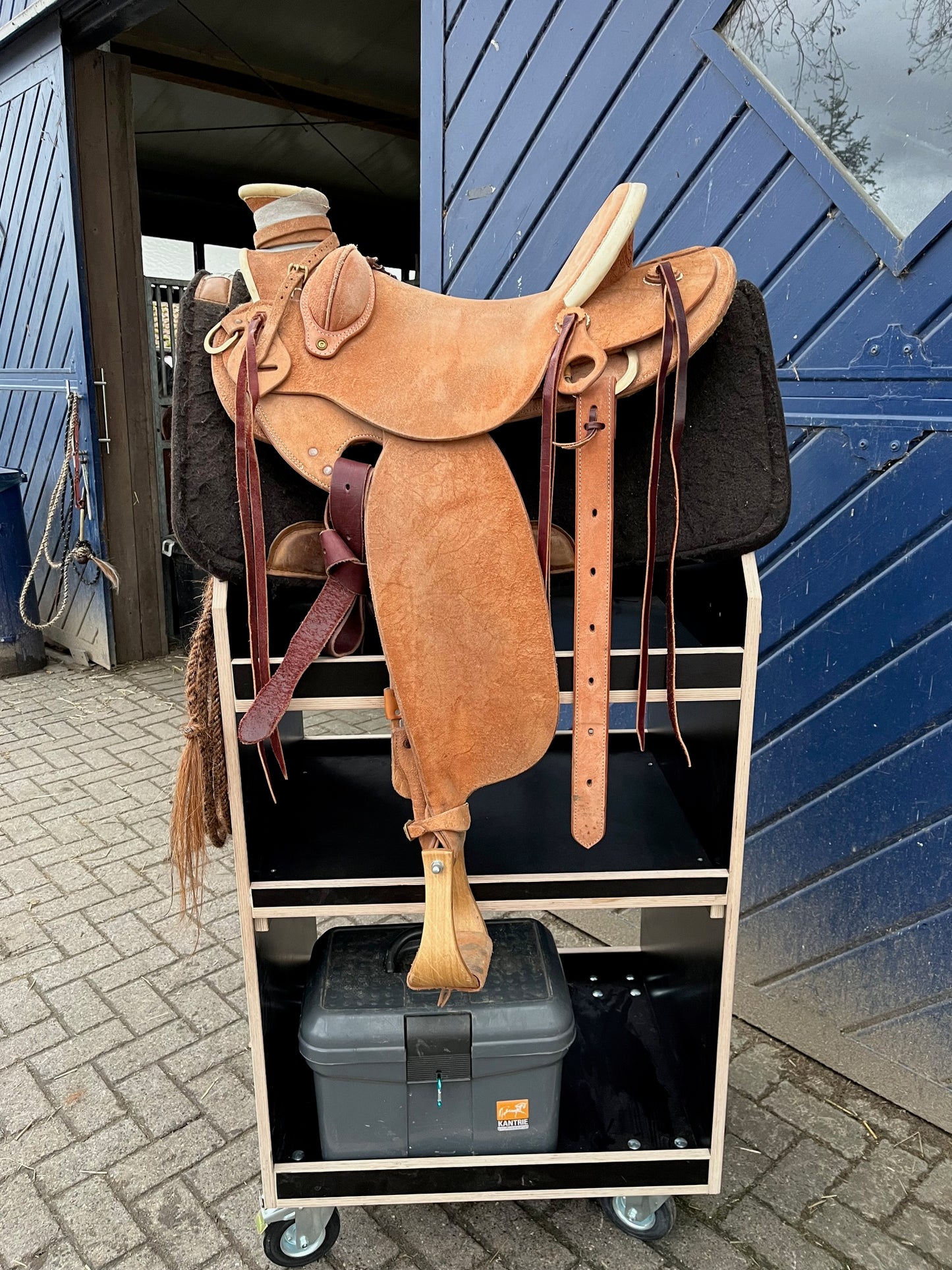 Sattelcaddy (dunkel)